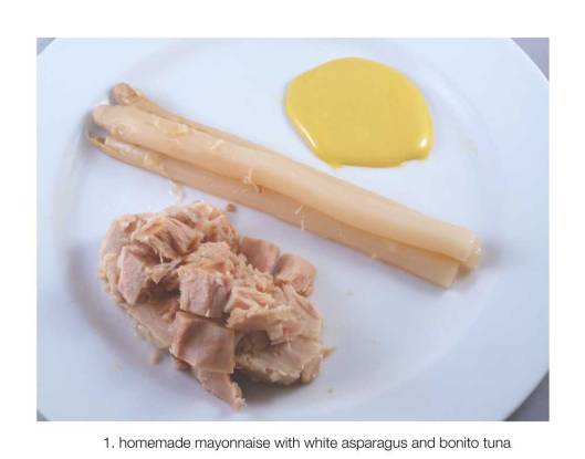 Homemade Mayonnaise, white asparagus and bonito tuna recipe
